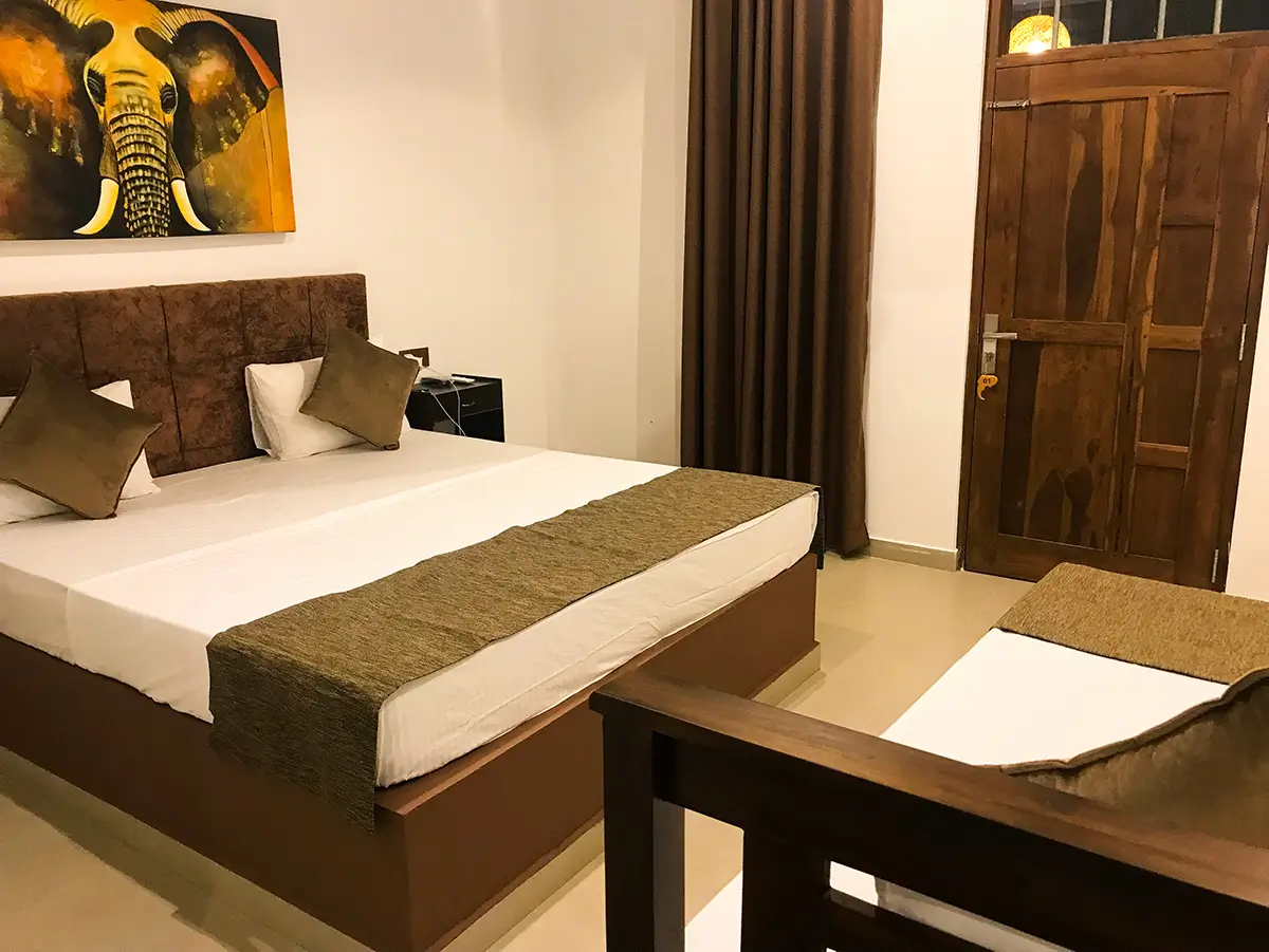 Triple Room (King + Single Bed)