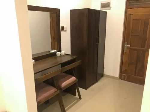 the-mammoth-udawalawe-room-1-007